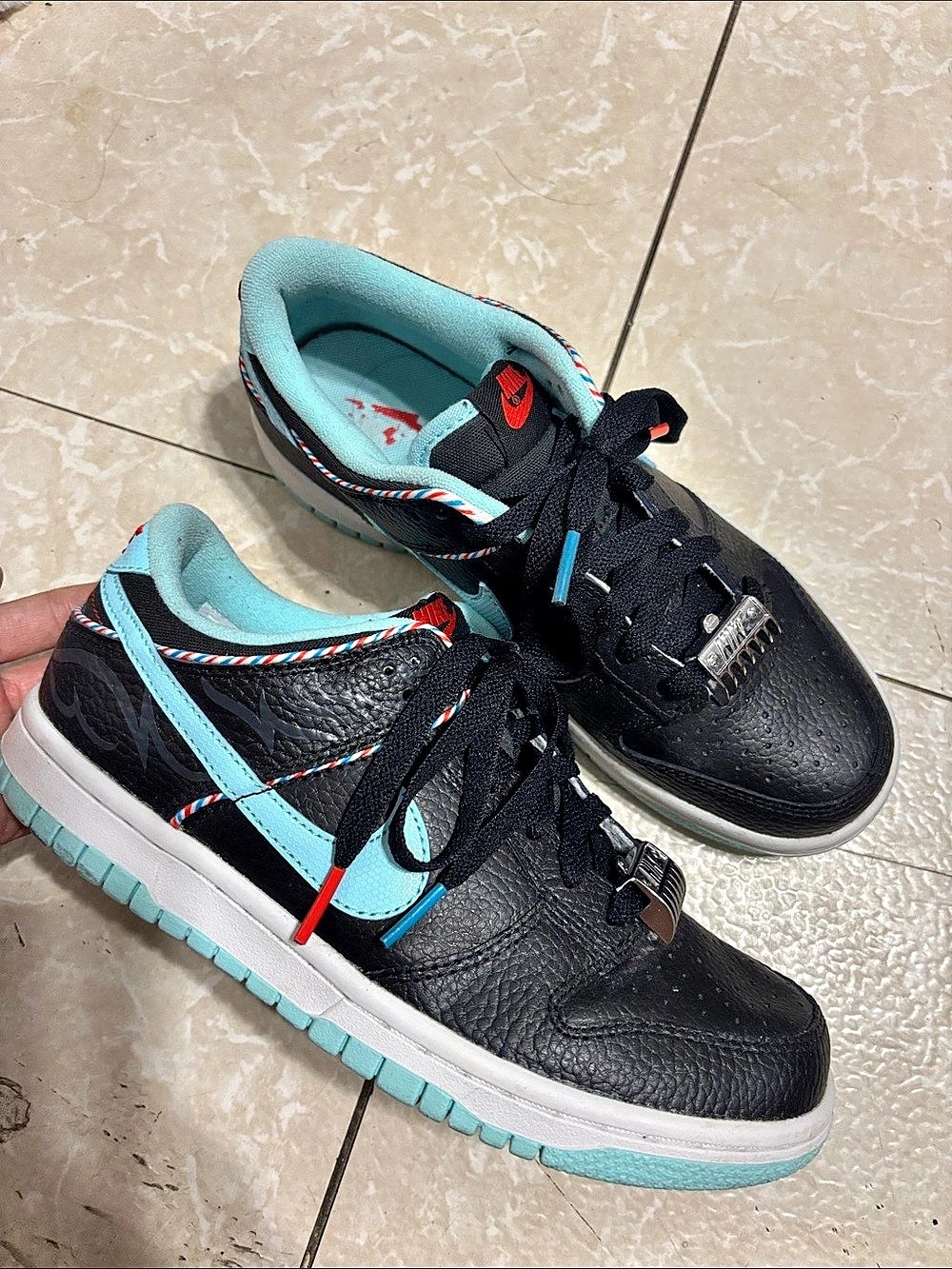 Nike Dunk Low Sneakers Black & Blue Boys 4.5Y